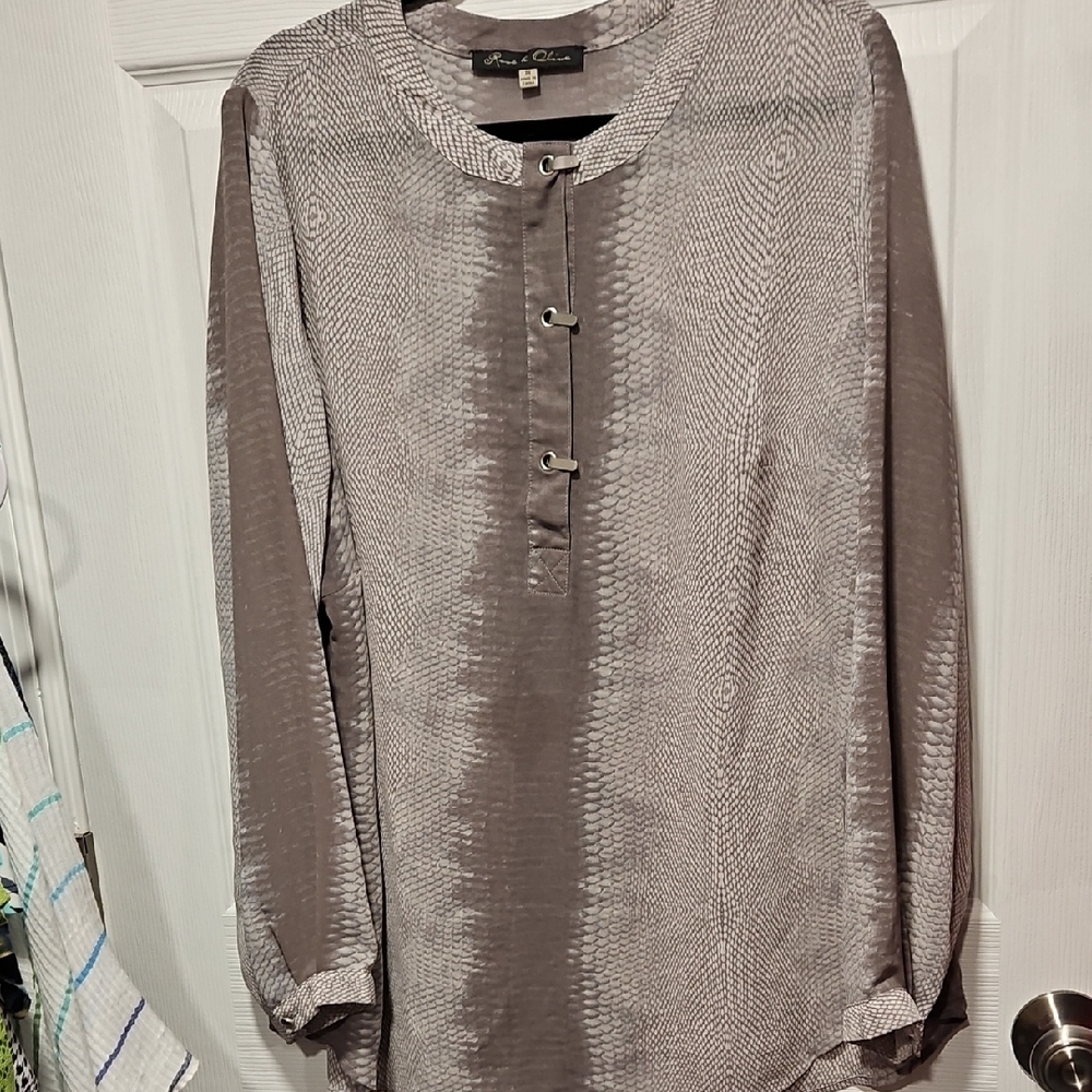 Rose & Olive Taupe Textured Long Sleeve Blouse